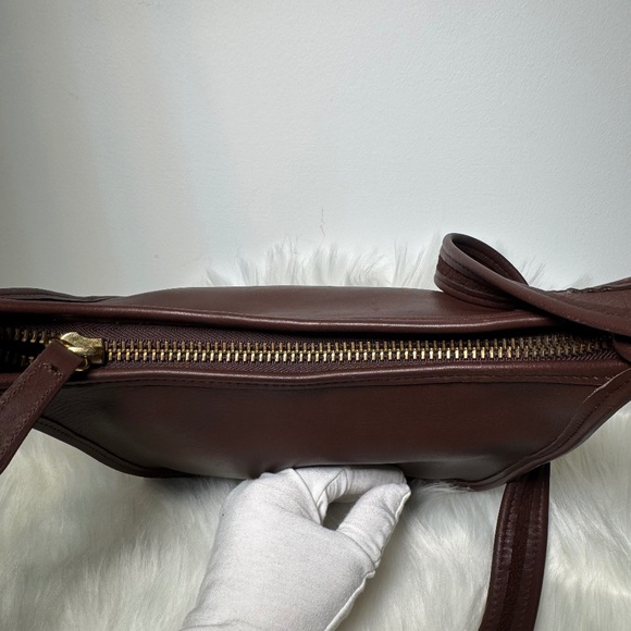 Coach Vintage Leather Janice Legacy 9950 - Picture 13 of 16